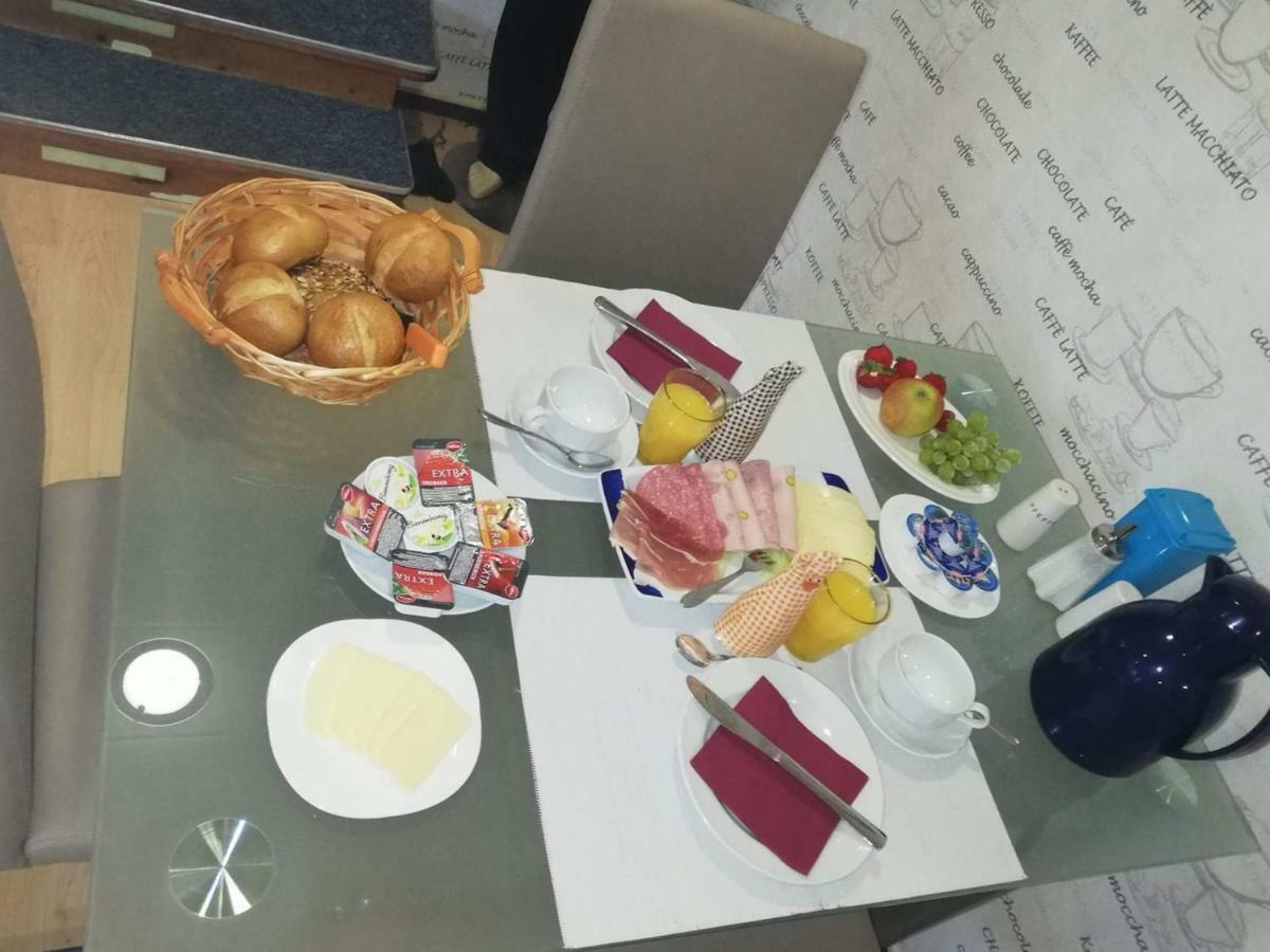 Hotel Pension Check In Güstrow Zewnętrze zdjęcie